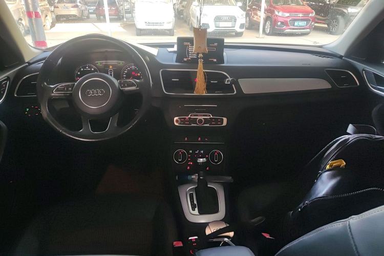 Used Audi Q3 2018 30th Anniversary Edition 30 TFSI Fashion Model
