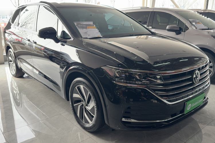 Used Volkswagen Viloran 2023 380TSI Luxury Edition
