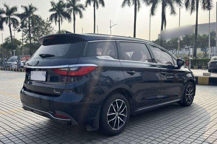 Used BYD Song MAX 2017 1.5T Automatic Smart Connect Elite 7-Seater