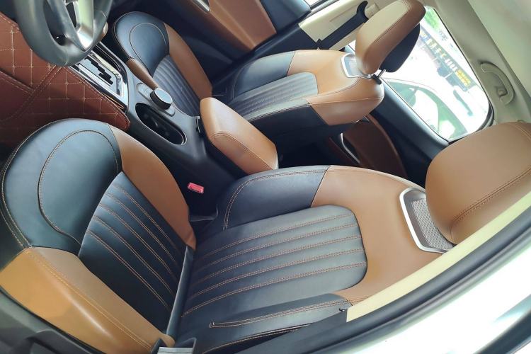 Used Soueast DX7 2017 1.5T Automatic Glory Edition
