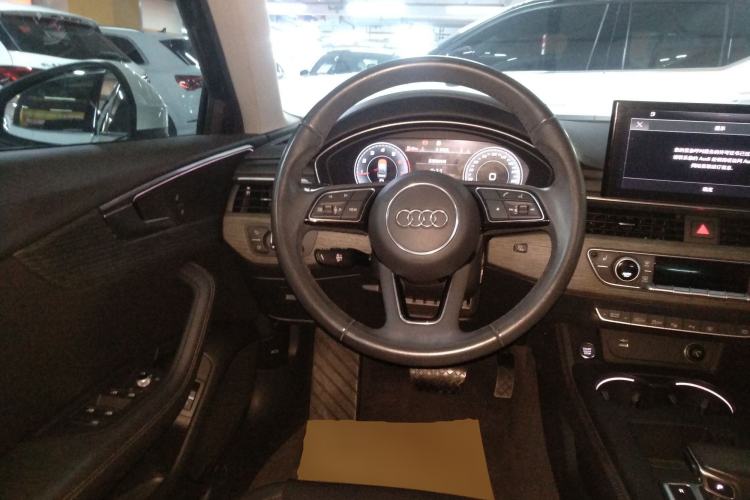 Used Audi A4L 2022 40 TFSI Luxury Prestige Edition
