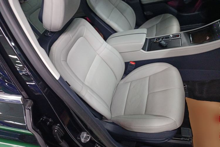 Used Lincoln Corsair 2023 2.0T Two-Wheel-Drive Luxury Edition
