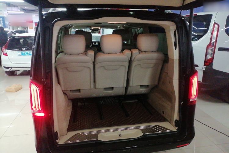 Used Mercedes-Benz V-Class 2016 V 260 Avantgarde Edition