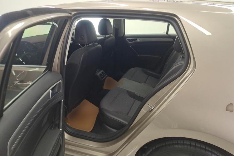 Used Volkswagen Golf 2018 1.6L Automatic Comfort Model
