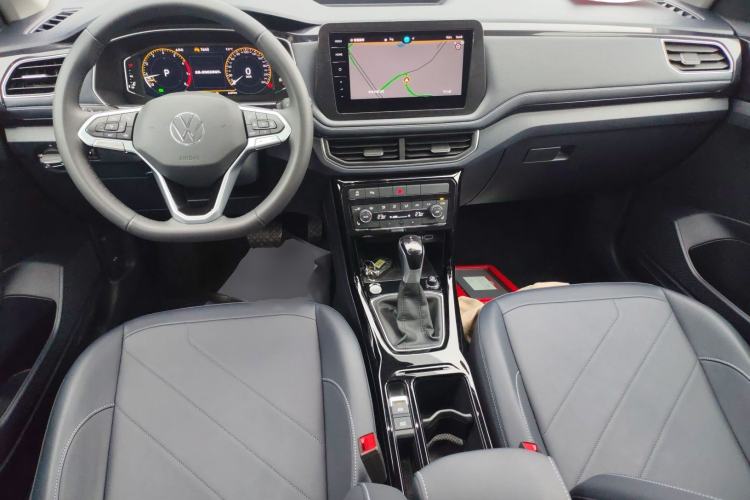 Used Volkswagen Tharu 2025 NewRui 300TSI Prestige Edition
