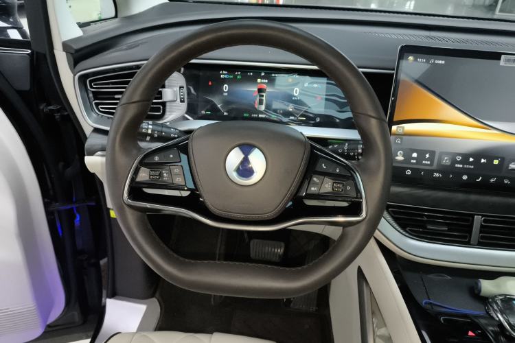 Used Denza D9 2024 DM-i 980 Four-Wheel Drive Prestige Model