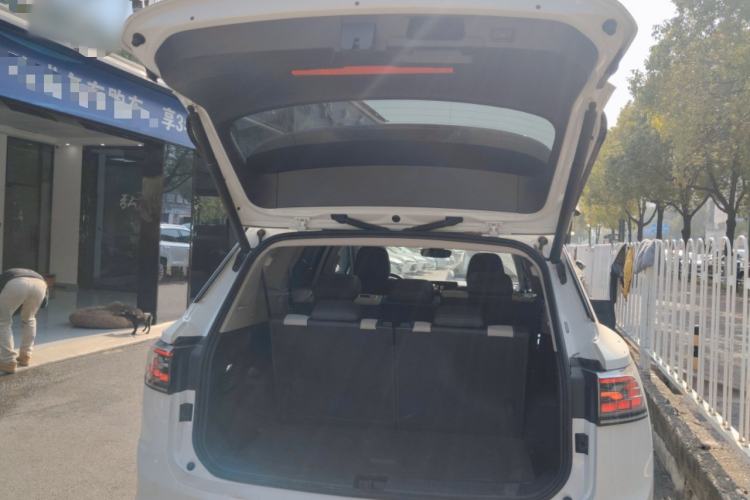 Used Volkswagen ID.6 CROZZ 2022 Long-Range PURE+ Edition