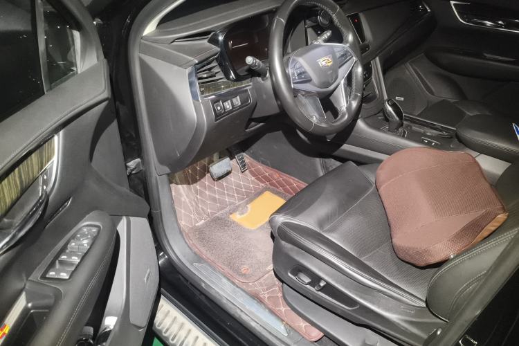 Used Cadillac XT5 2016 25T Luxury Model