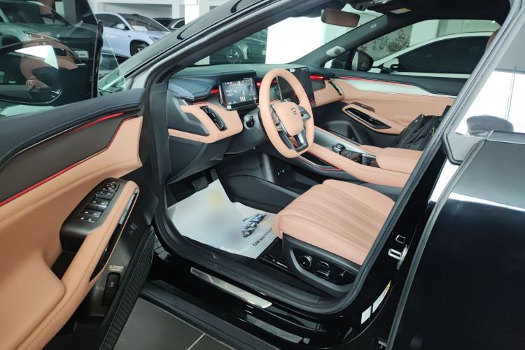 Used BYD Song L EV 2025 Intelligent Driving Version 662 km LiDAR Excellence Edition
