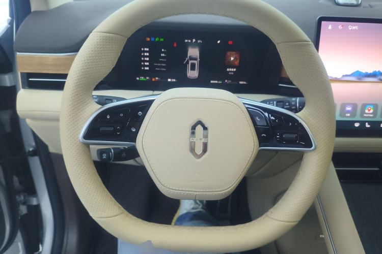 Used Hima AITO M7 2024 1.5T Rear-Drive Plus Version 5 Seats
