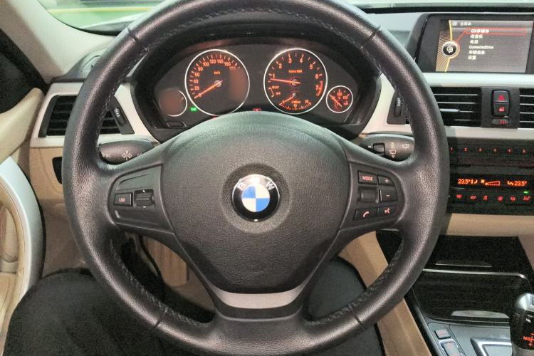 Used BMW 3 Series 2014 320i Sport Edition