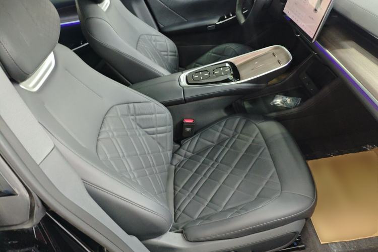 Used  A07 2024 Pure Electric "True Fragrance" Edition 515 Prestige Model
