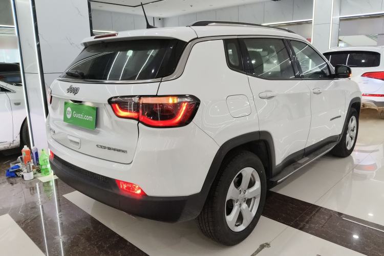 Used  Compass 2019 220T Automatic Family Edition
