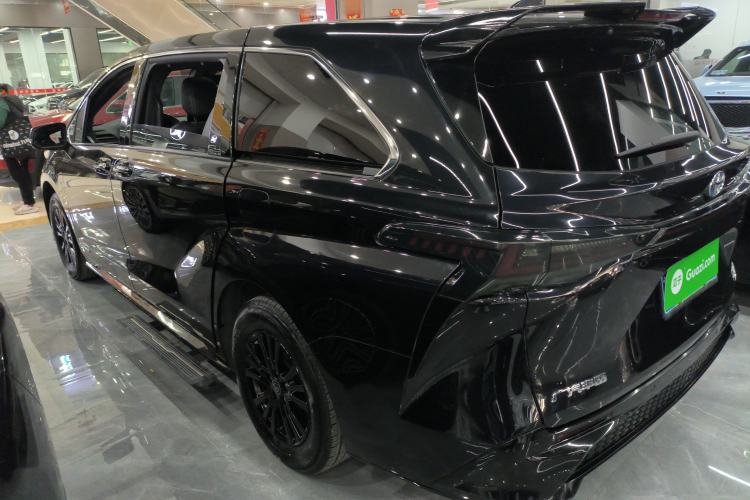 Used Toyota Sienna 2021 2.5L Hybrid Premium Edition