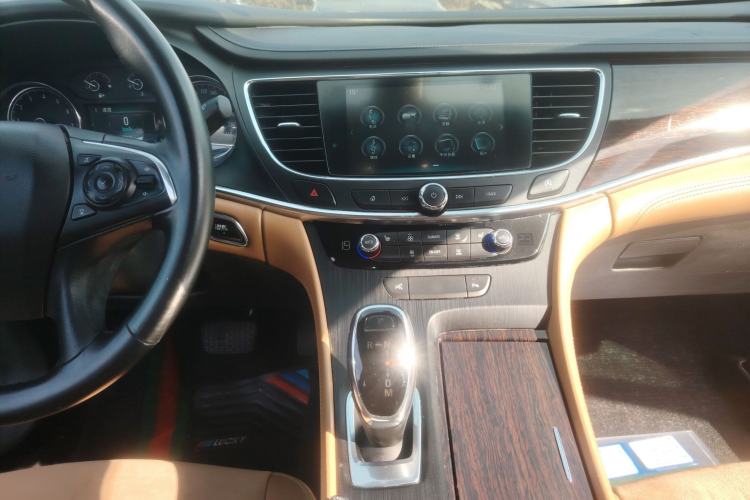 Used Buick LaCrosse 2018 28T Elite Edition
