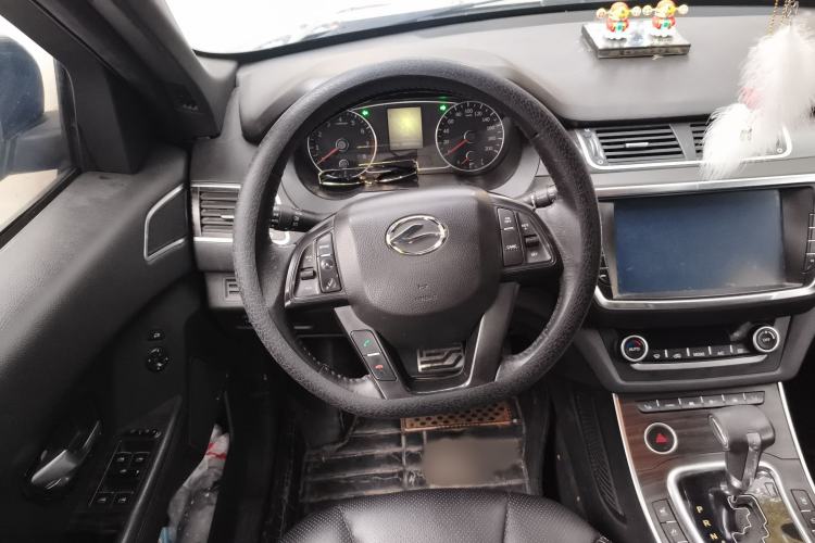 Used Land X7 2015 2.0T Panoramic Prestige Edition
