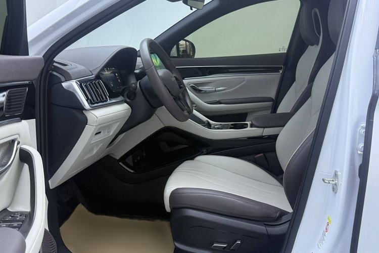 Used BYD Song PLUS New Energy 2025 EV 520km Luxury Version
