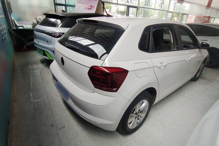 TDK.VehicleDetails.img