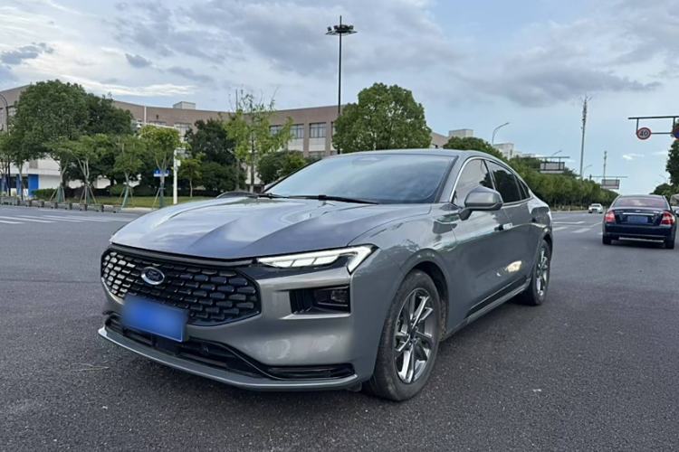 Used Ford Mondeo 2023 EcoBoost 180 Luxury Model
