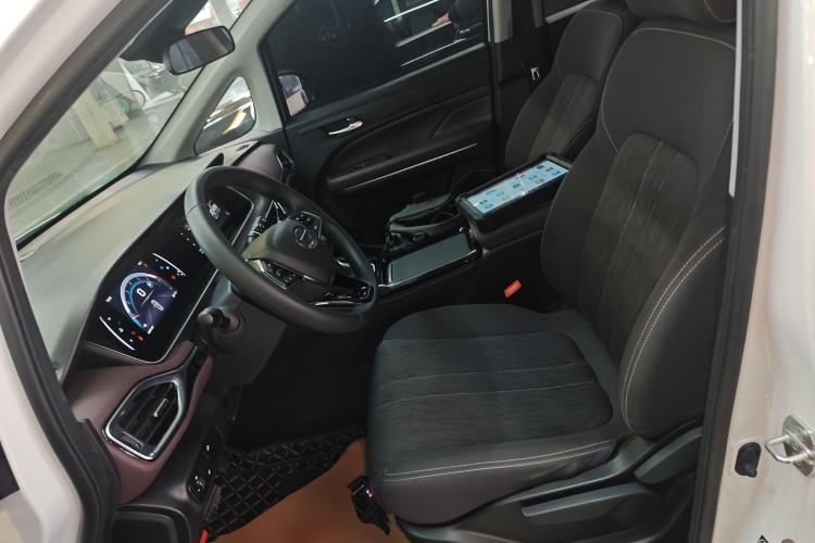 Used GAC Trumpchi M6 2023 PRO 270T DCT Elite Edition
