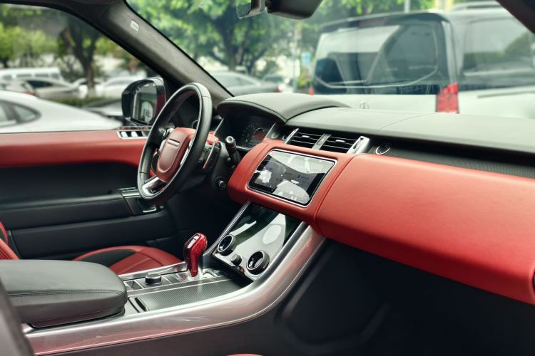 Used Land Rover Range Rover Sport 2020 3.0 L6 SE
