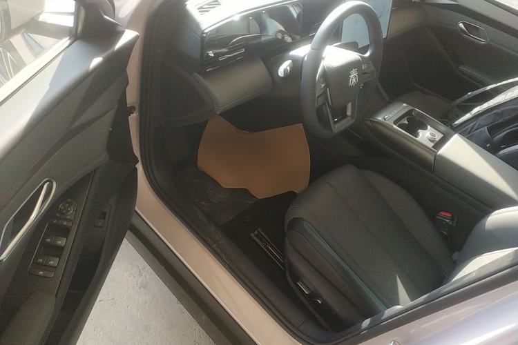 Used BYD Qin L 2025 EV 545KM Cloud Suspension Edition
