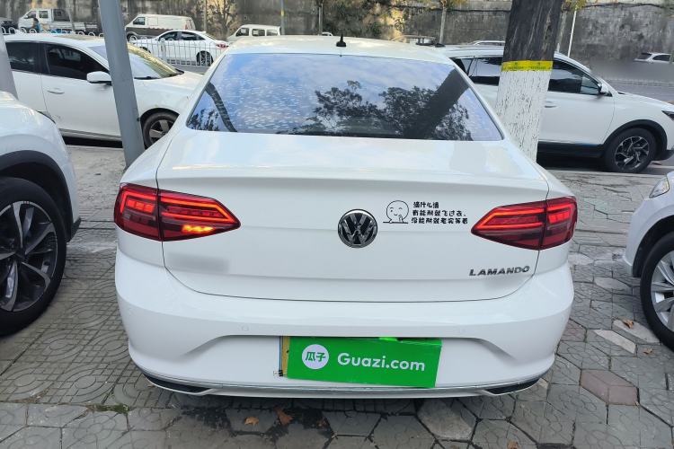 Used Volkswagen Lamando 2021 230TSI DSG Fashion Edition
