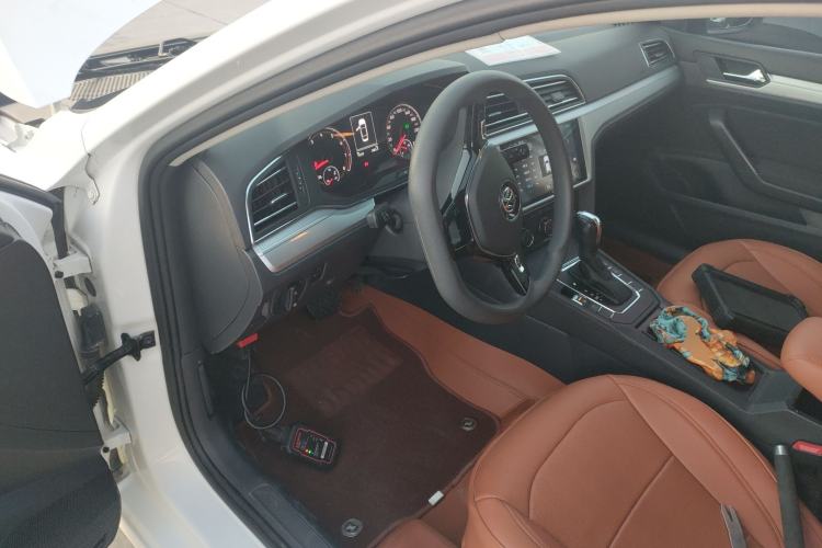 Used Volkswagen Lamando 2021 230TSI DSG Fashion Edition
