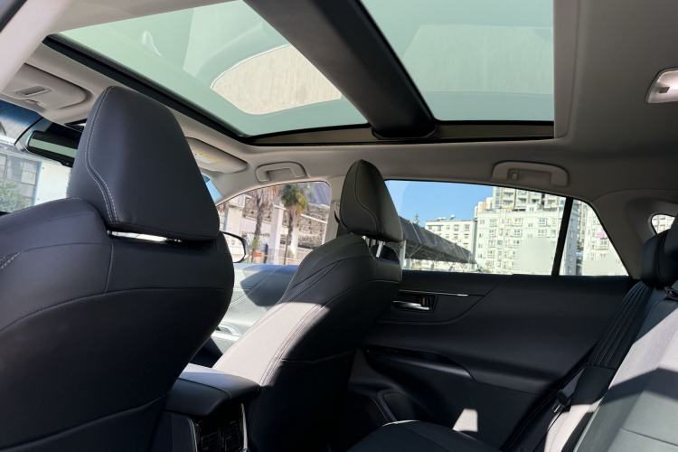 Used Toyota Harrier 2023 2.0L CVT Two-Wheel Drive Deluxe Edition
