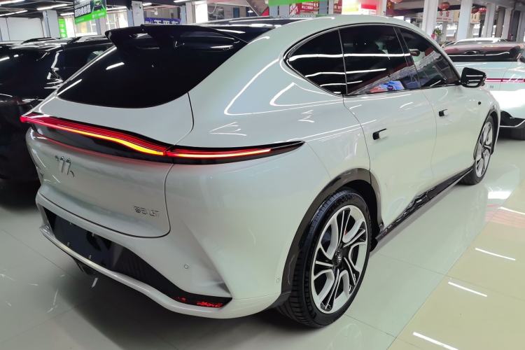 Used  LS7 2023 100kWh Lux Rear-Drive Version