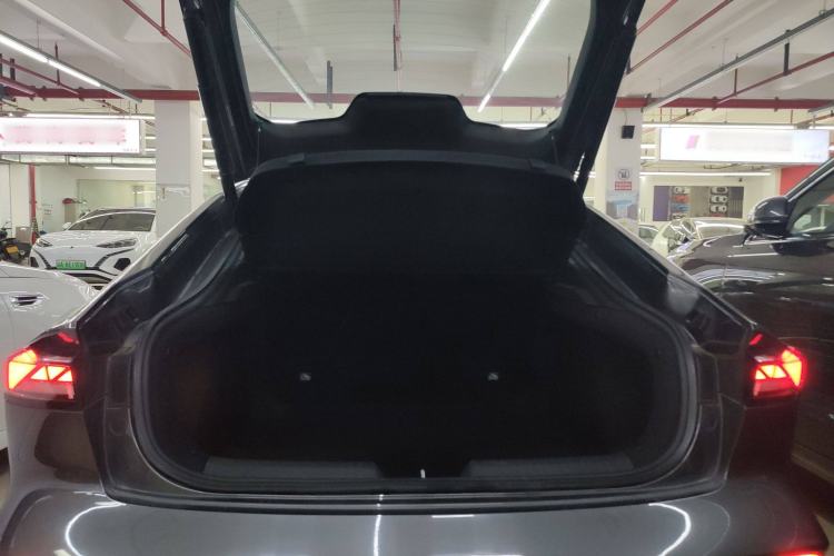 Used Changan UNI-V 2024 1.5T Prestige Edition
