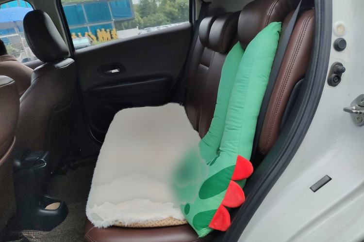 Used Honda Vezel 2015 1.5L CVT two-wheel drive Comfort trim
