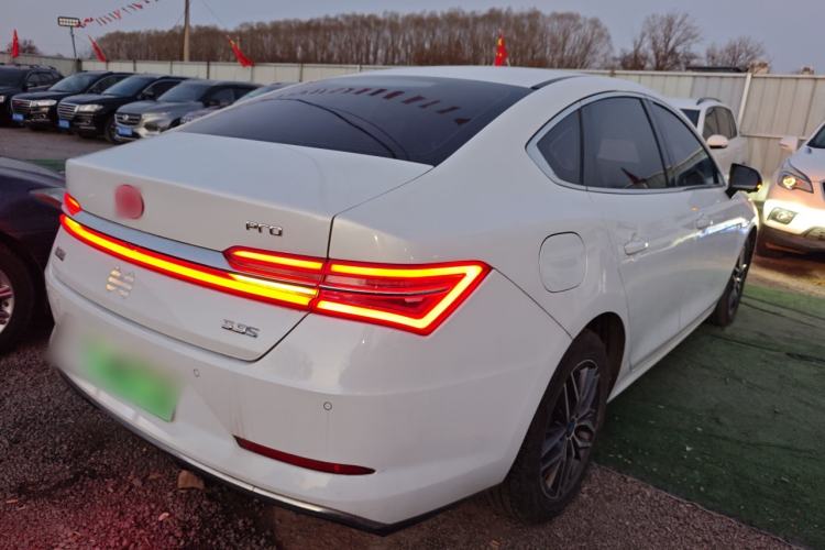 Used BYD Qin Pro New Energy 2018 DM 1.5TI Automatic Smart Connect Enjoyment Model
