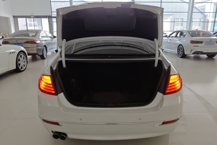 Used BMW 5 Series 2017 525Li Luxury Design Package
