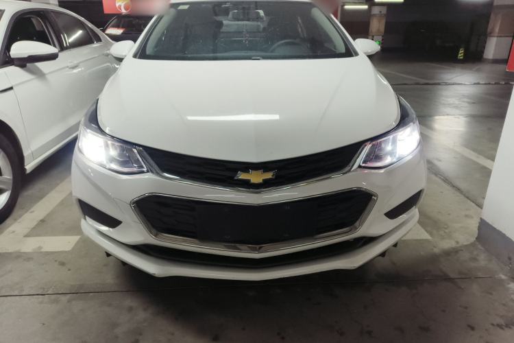 Used Chevrolet Cruze 2018 320 Automatic Pioneer Sunroof Edition