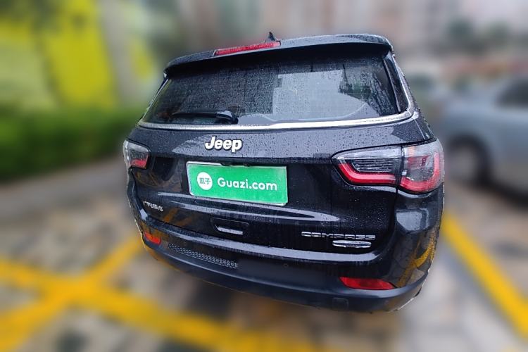 Used  Compass 2017 200T Automatic Family Edition