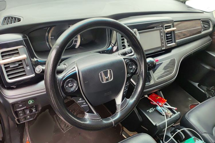 Used Honda Elysion 2016 2.4L Supreme Edition
