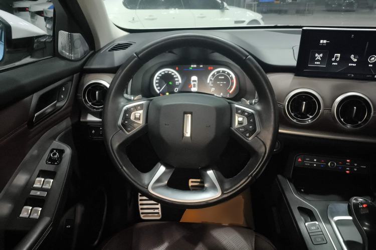 Used Wey VV6 2018 2.0T Two-Wheel Drive Flagship Version China V Standard
