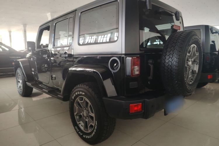 Used  Wrangler 2017 3.0L Sahara Four-Door Comfort Edition