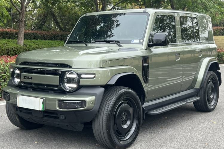 Used  V23 2025 401 Two-Wheel Drive Intelligent Driving Version
