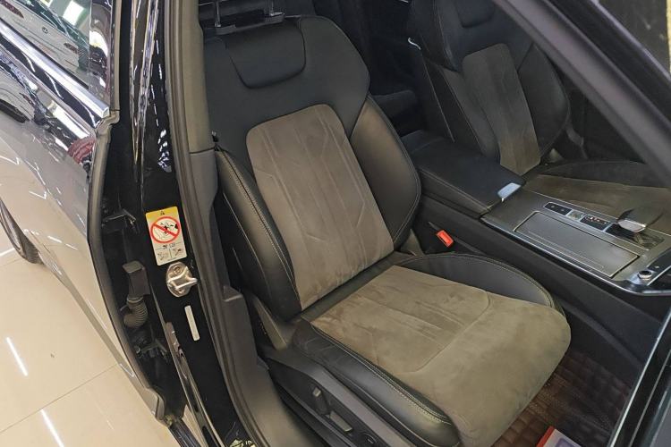 Used Audi A6L 2019 40 TFSI Luxury Dynamic Model
