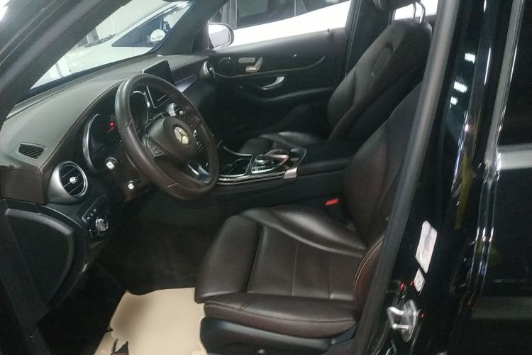 Used Mercedes-Benz GLC 2018 GLC 260 4MATIC Luxury Model