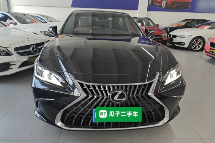 Used Lexus ES 2023 200 Excellence Edition