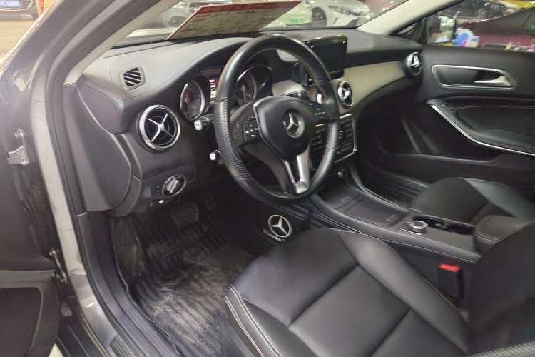 Used Mercedes-Benz GLA 2016 GLA 200 Fashion Model