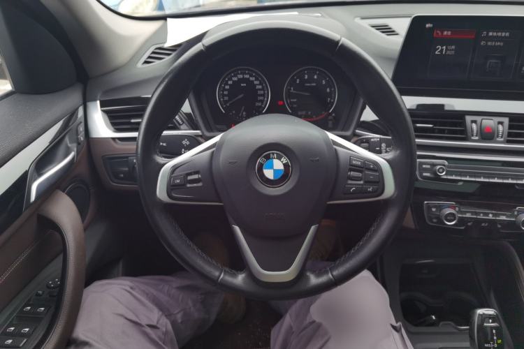 Used BMW X1 2020 sDrive25Li Leading Model
