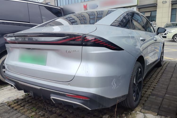 Used Geely Galaxy L6 2025 EM-i 140km Starship Edition