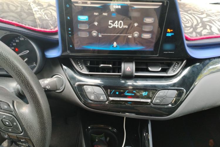 Used Toyota C-HR 2018 2.0L Leading with Sunroof China V Standard