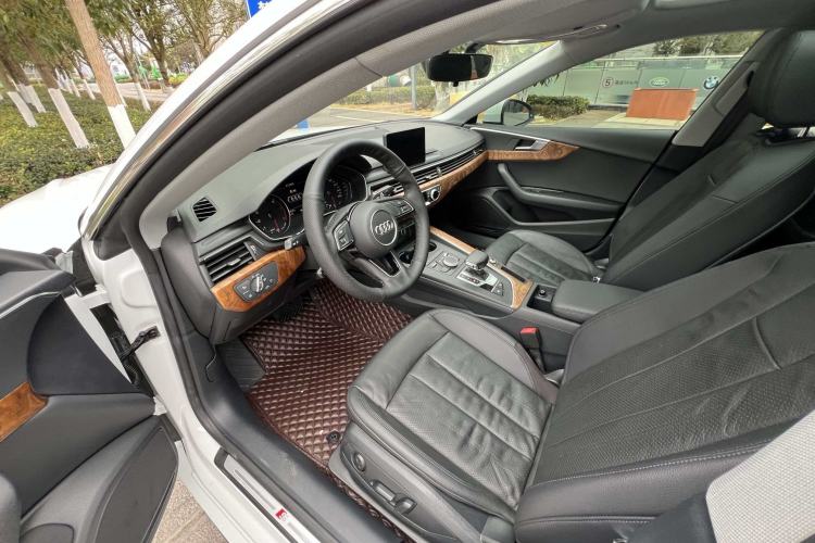 Used Audi A5 2017 Sportback 40 TFSI Fashion Model
