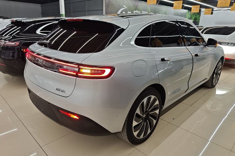 Used Hima AITO M5 2022 Extended-Range Four-Wheel Drive Performance Version
