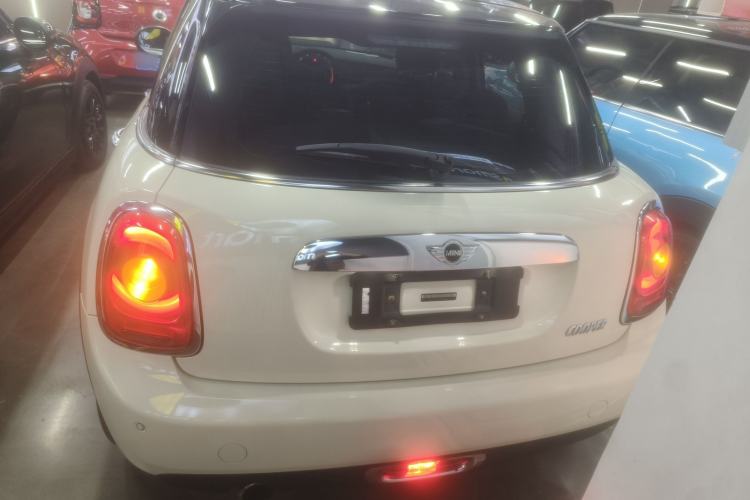 Used MINI MINI 2016 1.5T COOPER Performance Edition 5-door version